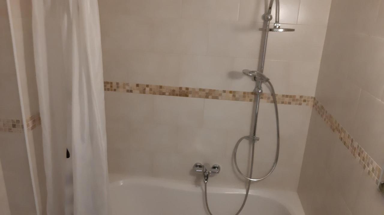 شقة Brussels Louise Studio المظهر الخارجي الصورة